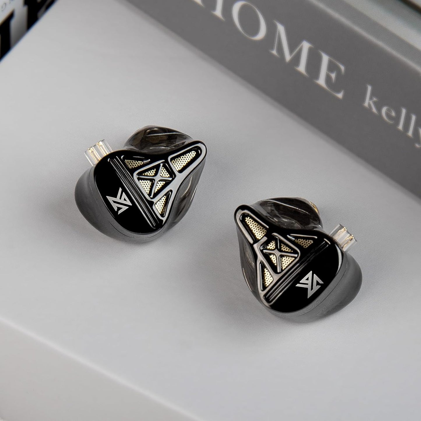 KZ DQS Wired Earbuds Dynamic Driver in Ear Monitor Headphone Semi-Open HiFi Bass Earphone 2pin 3.5mm Gaming Earbuds (with Mic)